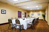 Functional Hall Holiday Inn Hotel & Suites Lloydminster, an IHG Hotel