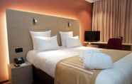 Kamar Tidur 5 Nash Airport Hotel