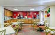 Restaurant 6 Quality Inn Junction City - Near Fort Riley