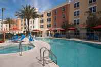 Swimming Pool TownePlace Suites by Marriott at The Villages