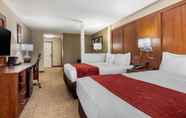 Bedroom 3 Comfort Suites Speedway - Kansas City