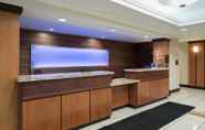 Lobi 3 Fairfield Inn & Suites by Marriott State College