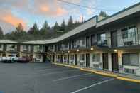 Exterior Sunset Inn John Day