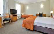 Phòng ngủ 7 Coachman's Inn Warwick