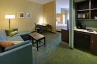 Common Space SpringHill Suites by Marriott Terre Haute