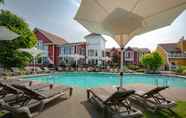 Swimming Pool 7 Estrimont Suites & Spa