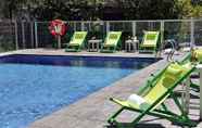 Swimming Pool 2 Hotel Primus Valencia