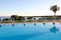 Swimming Pool Corallia Beach Hotel Apartments