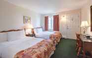 Bedroom 4 Canadas Best Value Inn & Suites Summerside
