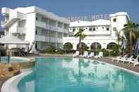 Swimming Pool Hotel Magnolia