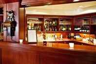 Quầy bar, cafe và phòng lounge Best Western Ta Inn Hotel