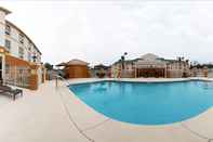 Swimming Pool Comfort Inn & Suites Marianna I-10