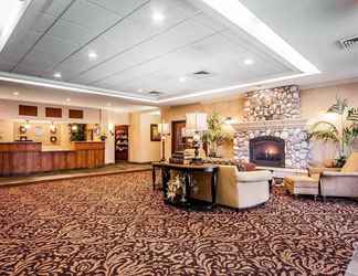 Lobby 2 Comfort Inn & Suites McMinnville Wine Country