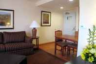 Common Space Homewood Suites by Hilton Fairfield-Napa Valley Area