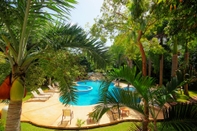 Swimming Pool Riviera Maya Suites
