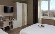 Kamar Tidur 6 Best Quality Hotel La Darsena