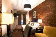 Bedroom Hotel 309