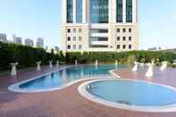 Swimming Pool Istanbul Marriott Hotel Asia
