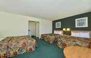 Kamar Tidur 3 Americas Best Value Inn Red Bluff