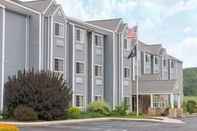 Exterior Microtel Inn & Suites by Wyndham Hazelton/Bruceton Mills