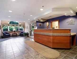 Lobi 2 Microtel Inn & Suites by Wyndham Hazelton/Bruceton Mills