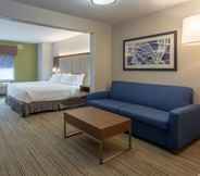 Bilik Tidur 5 Holiday Inn Express And Suites Milwaukee Nw Park Place, an IHG Hotel