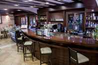 Bar, Cafe and Lounge Comendador