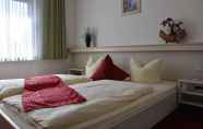 Kamar Tidur 5 Hotel Daucher