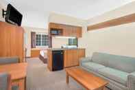 Common Space Microtel Inn & Suites by Wyndham Beckley East