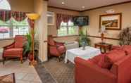 Lobby 3 Microtel Inn & Suites by Wyndham Beckley East