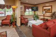 Lobby Microtel Inn & Suites by Wyndham Beckley East