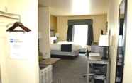 Bedroom 7 Best Western Sherwood Inn & Suites