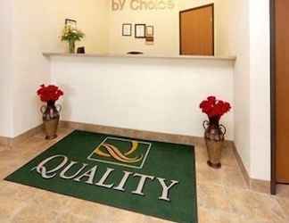 Sảnh chờ 2 Quality Inn