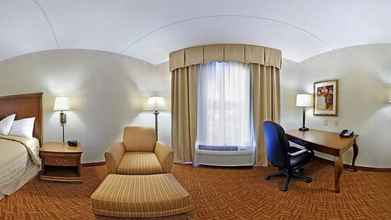 Bedroom 4 Country Inn & Suites by Radisson, Potomac Mills Woodbridge, VA