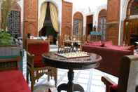 Bar, Cafe and Lounge Riad Damia