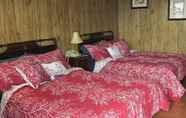 Phòng ngủ 6 Mayflower Motel Milford