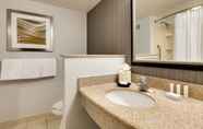 In-room Bathroom 5 Courtyard by Marriott Philadelphia Great Valley/Malvern