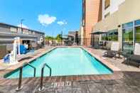 Swimming Pool Fairfield Inn & Suites by Marriott Knoxville Clinton