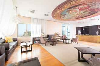 Sảnh chờ 4 Grand Hotel Bernardin