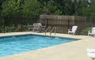 Swimming Pool 6 Best Western Wakulla Inn & Suites