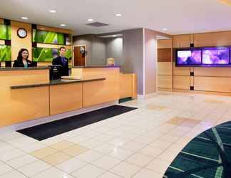 Lobby 2 SpringHill Suites by Marriott Medford