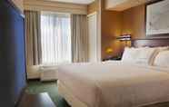 Bedroom 2 SpringHill Suites by Marriott Medford