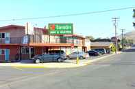 Exterior Executive Inn & Suites