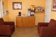 Lobi Executive Inn & Suites