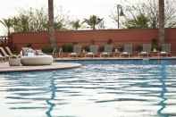 Swimming Pool Renaissance Phoenix Glendale Hotel & Spa