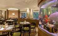 Restaurant 3 The International by Tunga