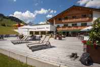 Swimming Pool Sporthotel Steffisalp