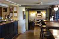 Bar, Cafe and Lounge Cross Hands Hotel Old Sodbury by Greene King Inns