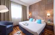 Kamar Tidur 7 iH Hotels Firenze Business