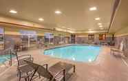 Swimming Pool 7 Comfort Suites Moses Lake